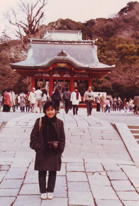 1984: Hirahara visiting Kamakura, near Tokyo